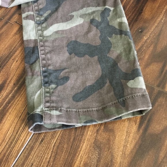Sanctuary Pork Chop Twill Camo Skinny Pants - Picture 8 of 8